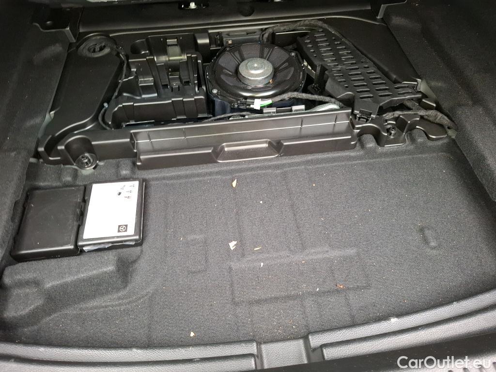  Mercedes  A-Klasse MERCEDES BENZ Classe A Berline 2018 4P Berline A 200 AMG Line 7G DCT #34