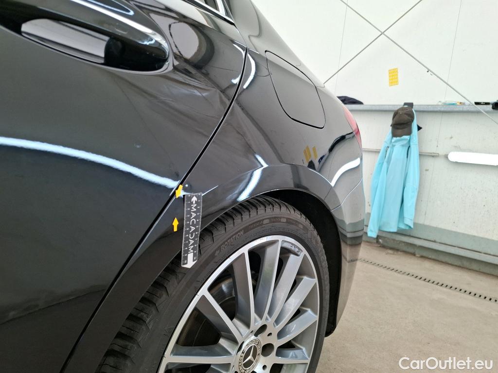  Mercedes  A-Klasse MERCEDES BENZ Classe A Berline 2018 4P Berline A 200 AMG Line 7G DCT #30