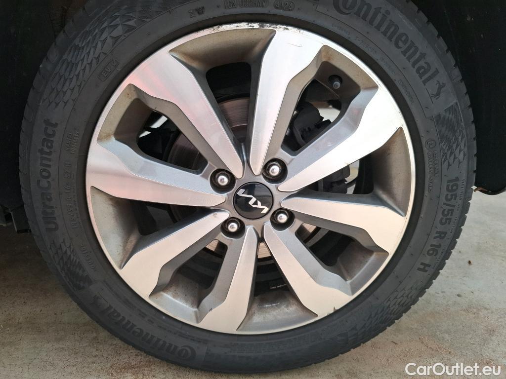  KIA  STONIC  Active 1.0 T-GDI 120CV BVM6 E6d #43