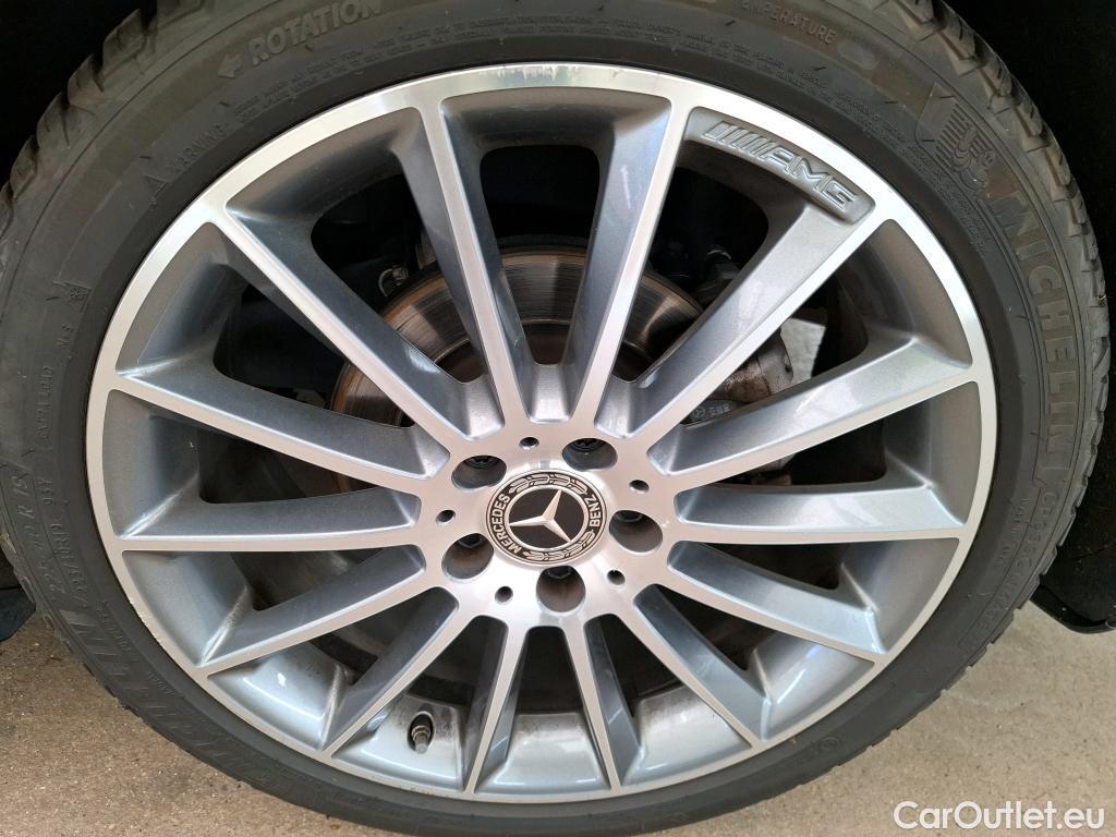  Mercedes  A-Klasse MERCEDES BENZ Classe A Berline 2018 4P Berline A 200 AMG Line 7G DCT #38