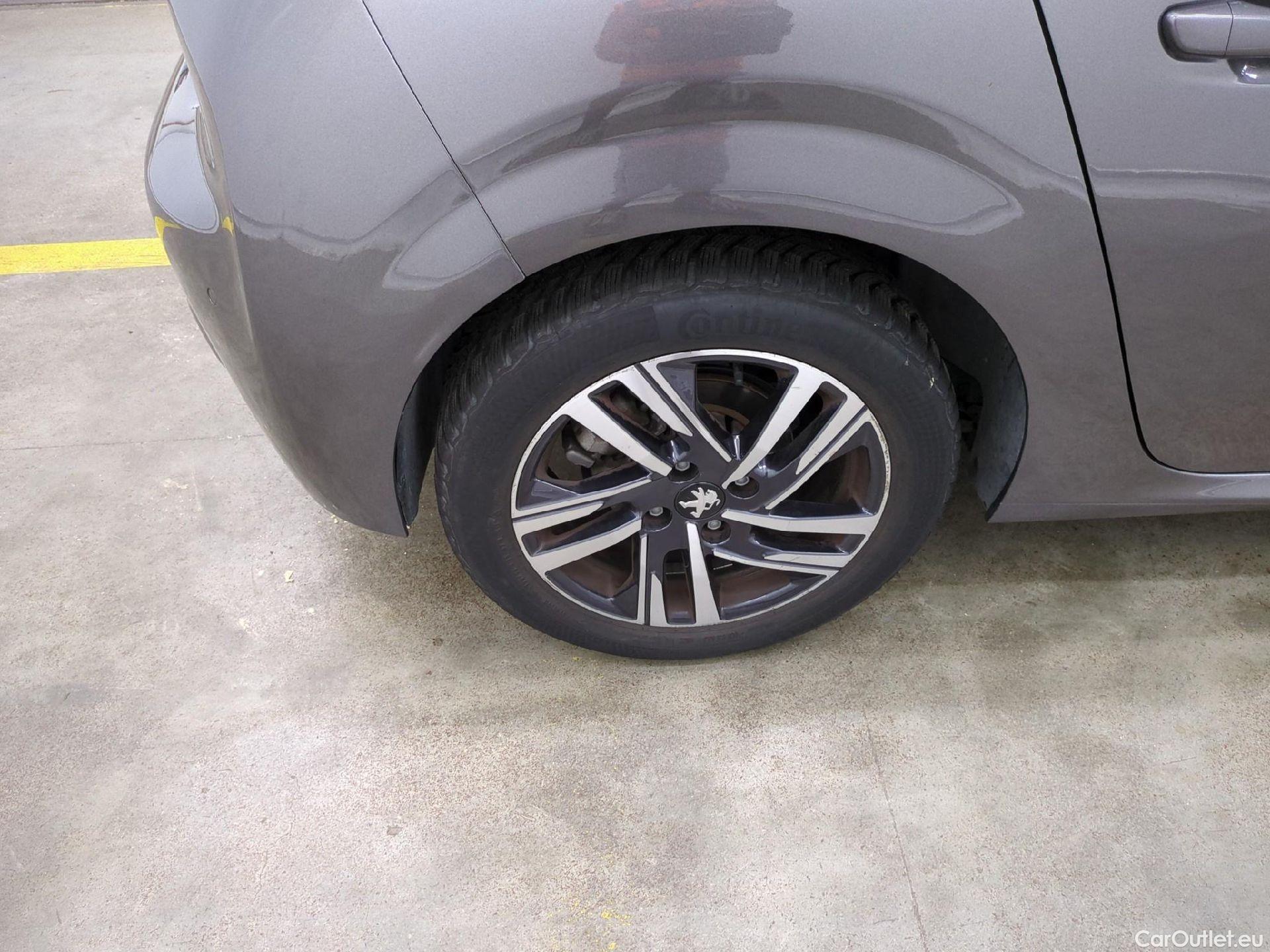  Peugeot  208  Allure Business 1.2 PureTech 100CV BVA8 E6d #37