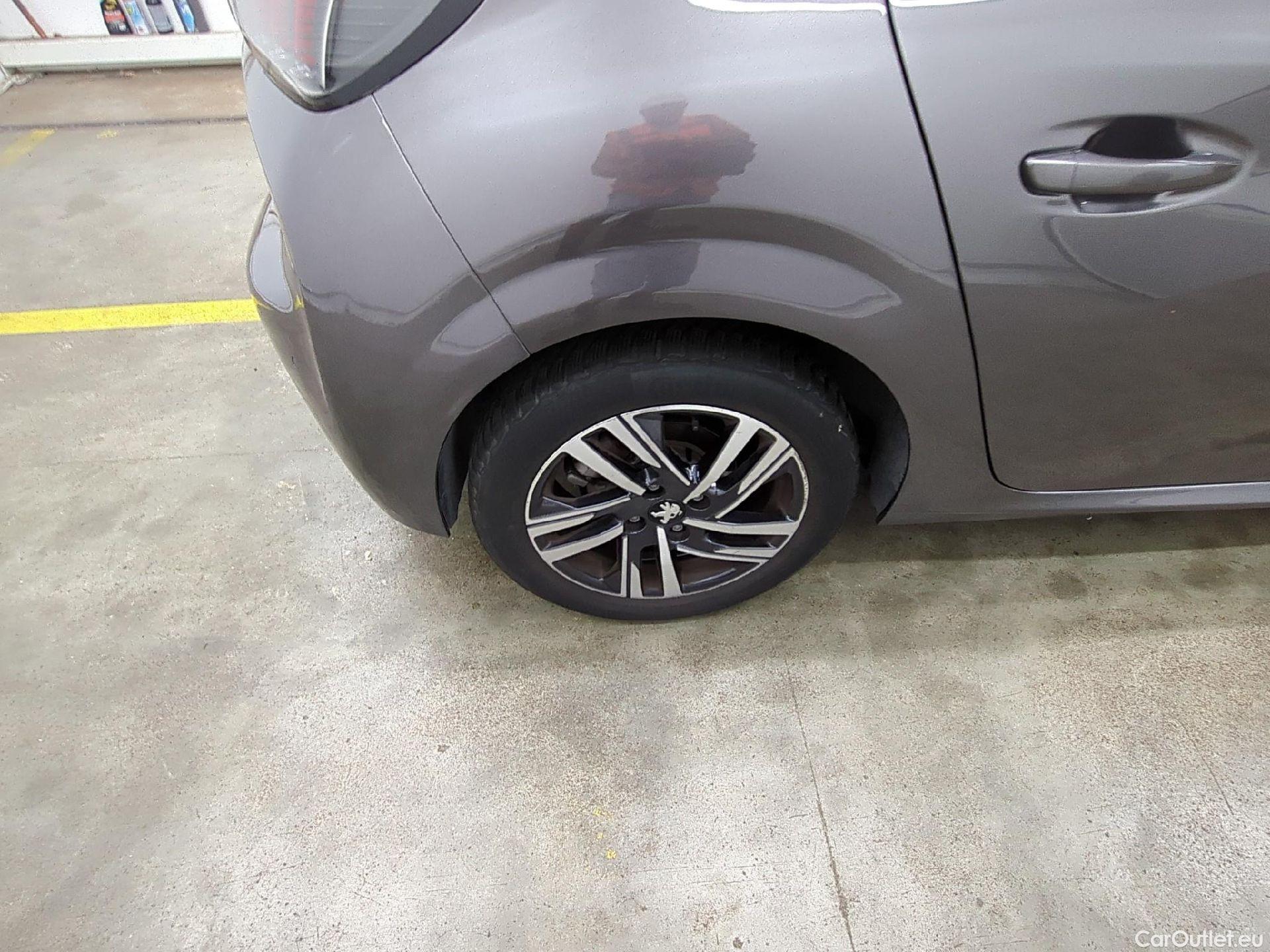  Peugeot  208  Allure Business 1.2 PureTech 100CV BVA8 E6d #5