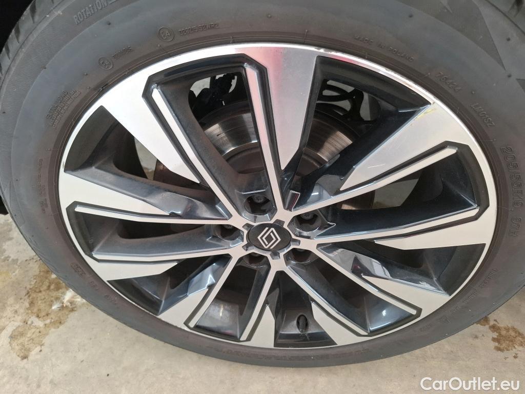  Renault  Austral RENAULT  / 2022 / 5P / Crossover TECHNO MILD HYBRID 160 AUTO #25