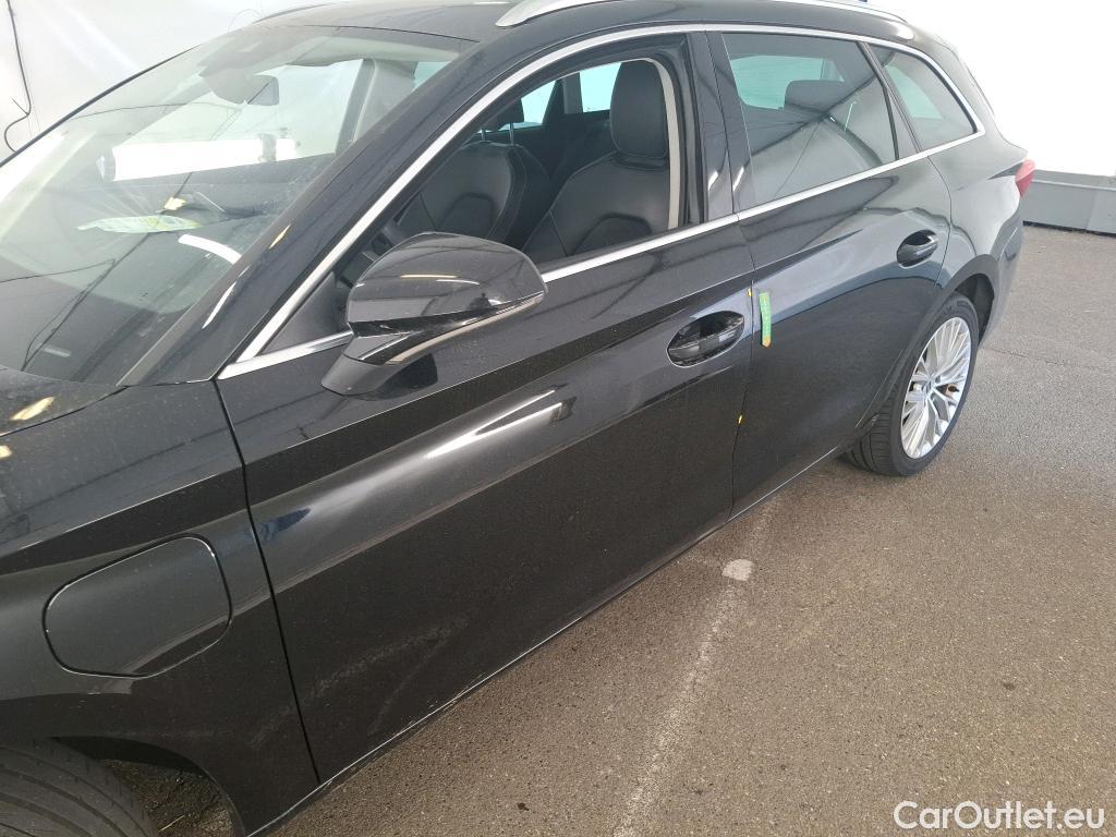  Seat  Leon SEAT  Sportstourer / 2020 / 5P / Break 1.4 eHybrid 204 DSG S&S Xcellence #66