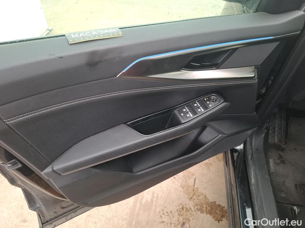  Renault  Austral RENAULT  / 2022 / 5P / Crossover TECHNO MILD HYBRID 160 AUTO #34