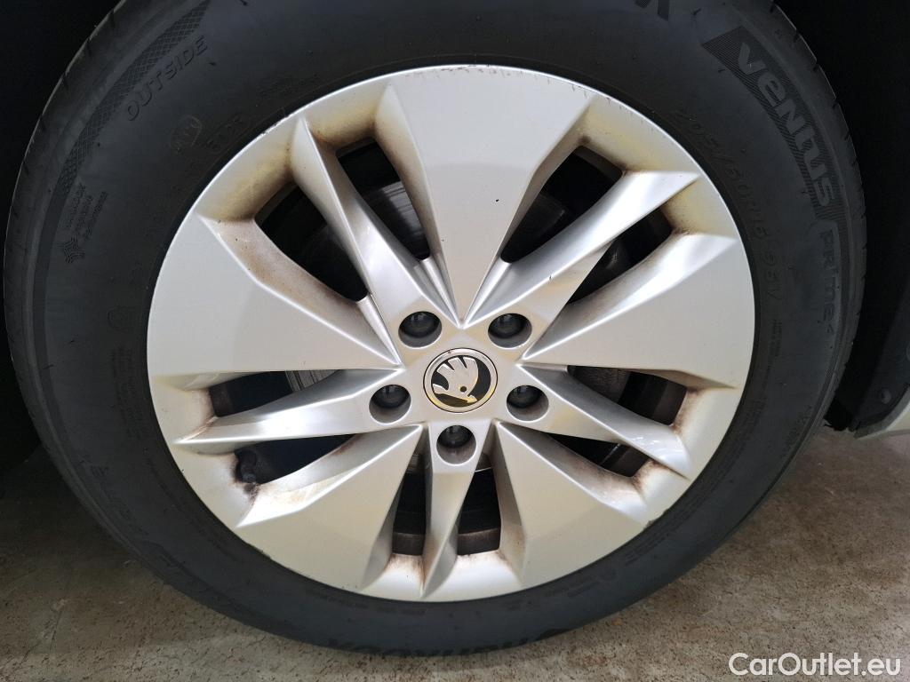  Skoda  Octavia  Break Business 2.0 TDI 150CV BVA7 E6d #73