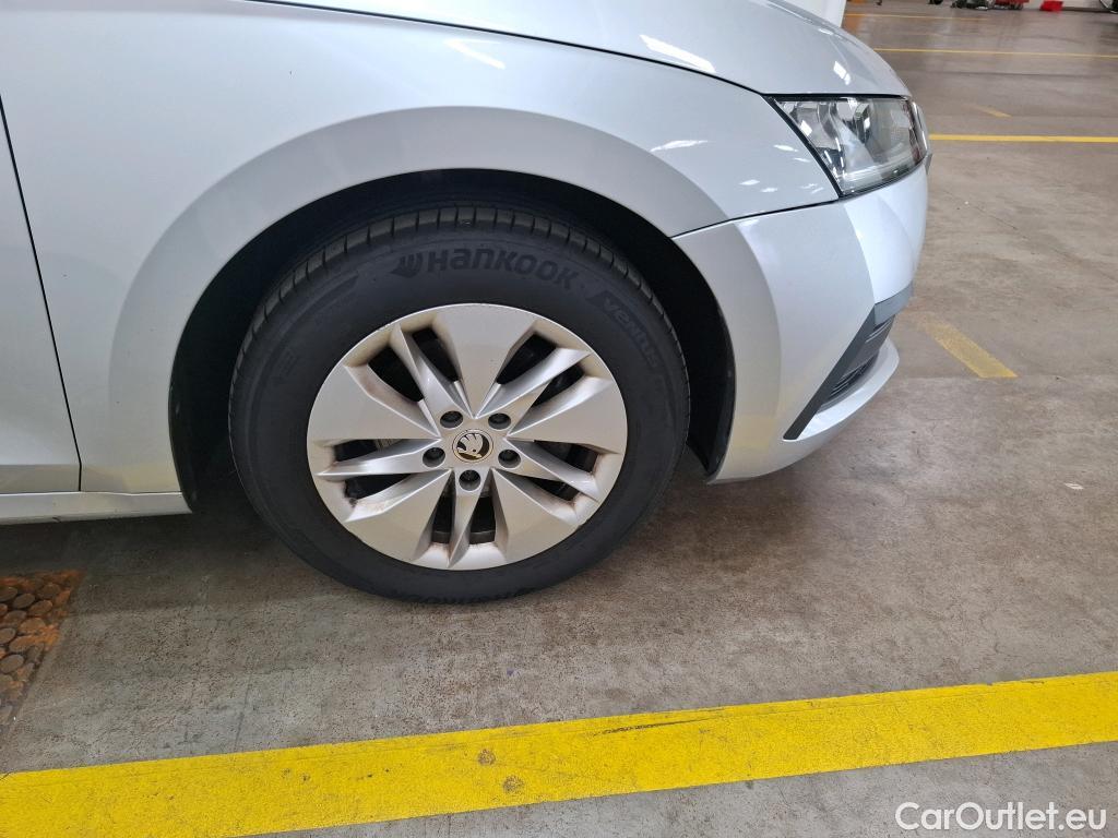  Skoda  Octavia  Break Business 2.0 TDI 150CV BVA7 E6d #72