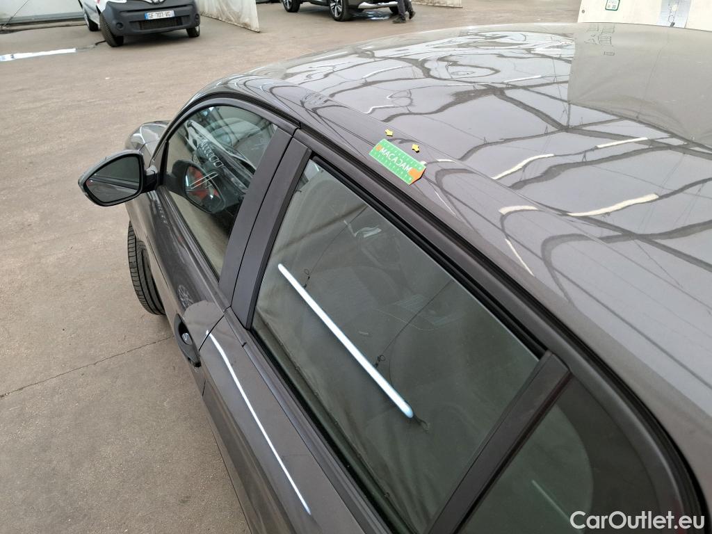  Peugeot  208  Premium 1.5 HDi 100CV BVM6 E6d #58