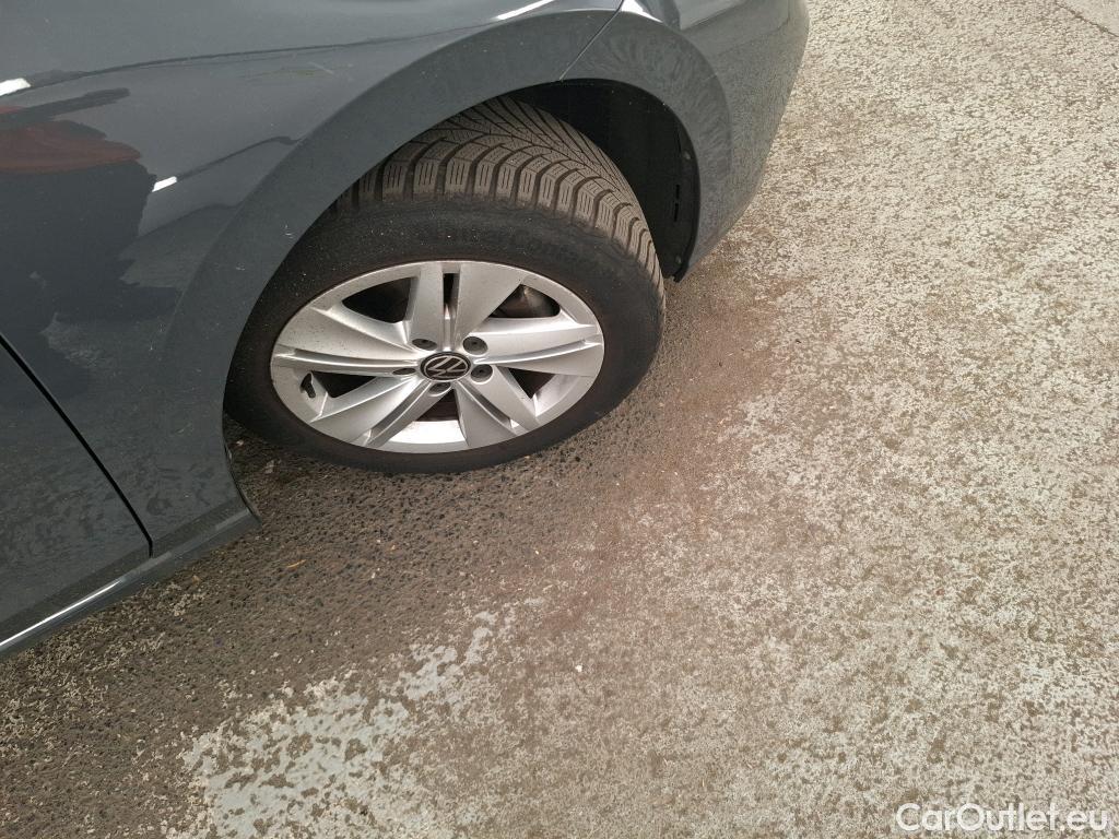  Volkswagen  Golf  VOLKSWAGEN / 2020 / 5P / Berline 1.0 eTSI OPF 110 DSG7 Life Business #22