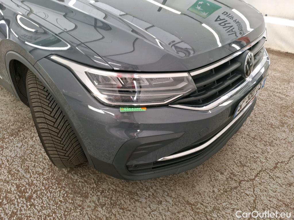  Volkswagen  Tiguan VOLKSWAGEN  5p SUV 1.5 TSI 150 EVO DSG7 Confortline #4