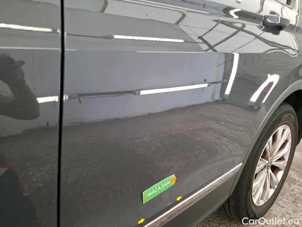  Volkswagen  Tiguan VOLKSWAGEN  5p SUV 1.5 TSI 150 EVO DSG7 Confortline #1