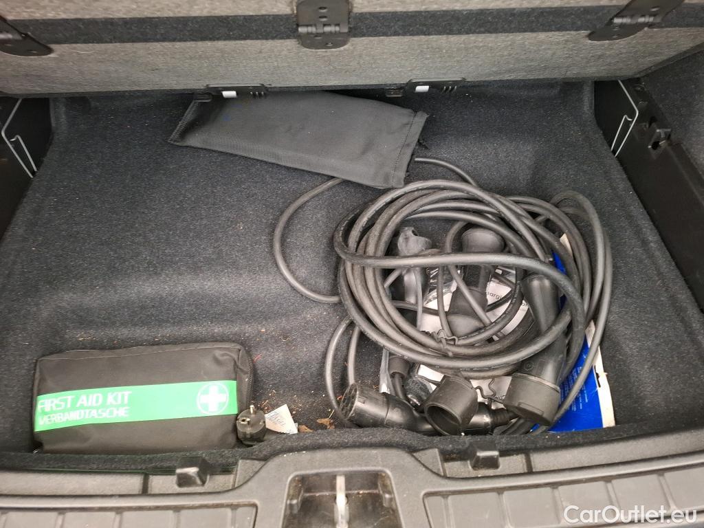  Volvo  XC 40 XC40 Ultimate Recharge Pure Electric 2WD 70kWh BVA #18