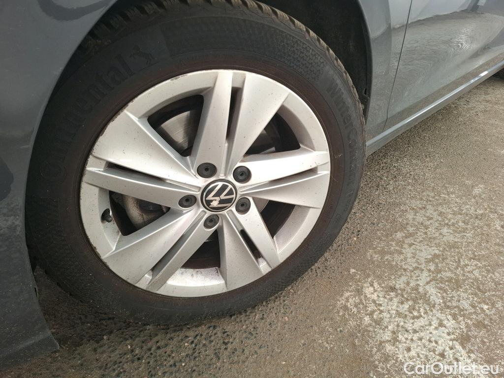  Volkswagen  Golf  VOLKSWAGEN / 2020 / 5P / Berline 1.0 eTSI OPF 110 DSG7 Life Business #32