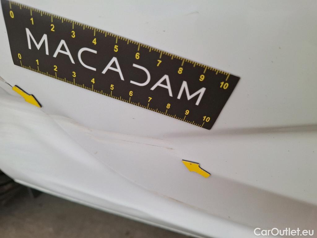  Renault  Megane  IV Berline 5pt. Société Air Nav 1.5 dCi 90CV BVM6 E6 #6