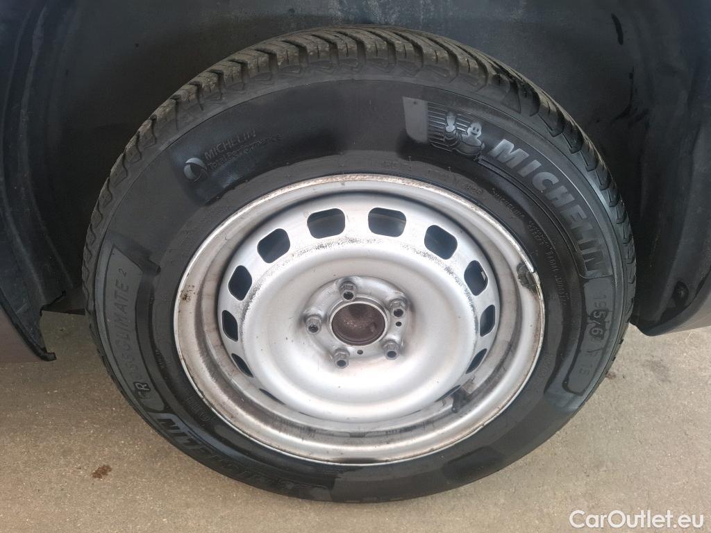  Citroen  Berlingo  Fourgon Club M 650 1.2 PureTech 110CV BVM6 E6d #64