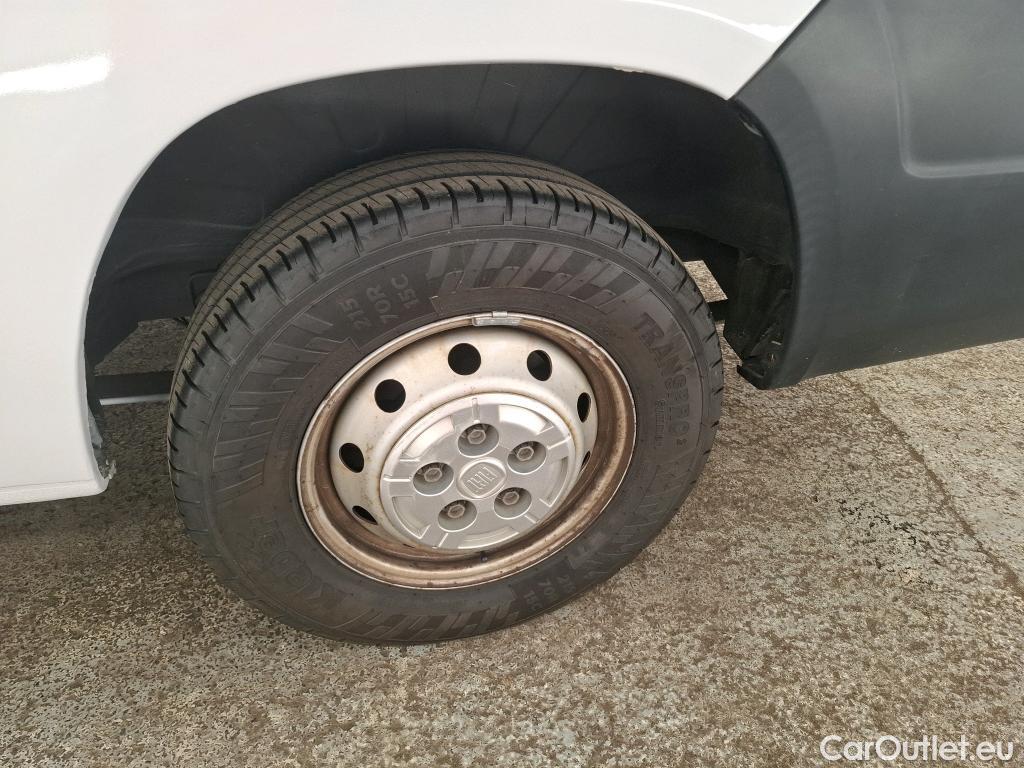  Fiat  Ducato FIAT  2014 4P Fourgon tôlé 3 0 M H2 2 0 Multijet 115 Pack Pro Nav #34