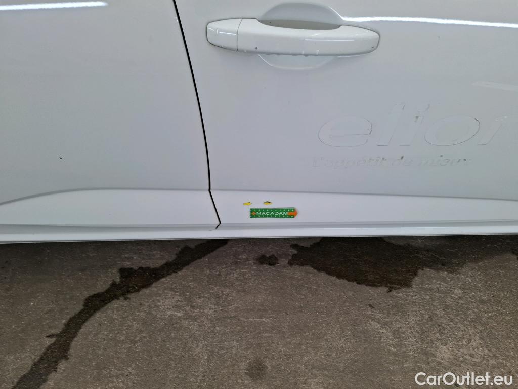  Renault  Megane  IV Berline 5pt. Société Air Nav 1.5 dCi 90CV BVM6 E6 #18