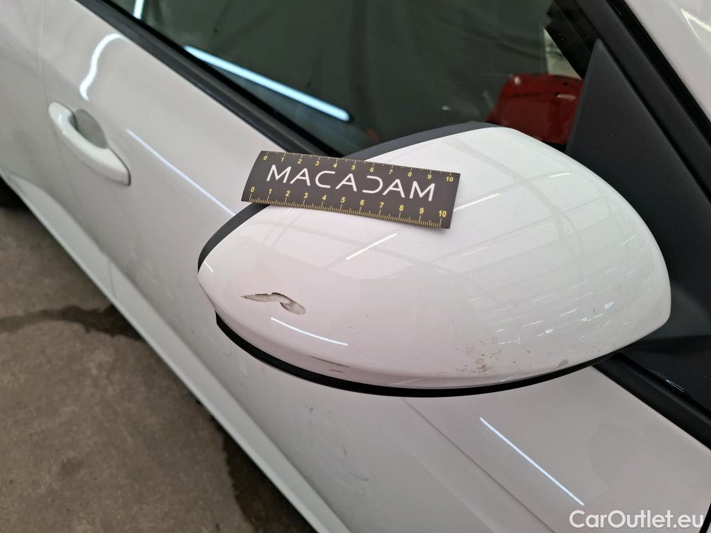  Renault  Megane  IV Berline 5pt. Société Air Nav 1.5 dCi 90CV BVM6 E6 #30