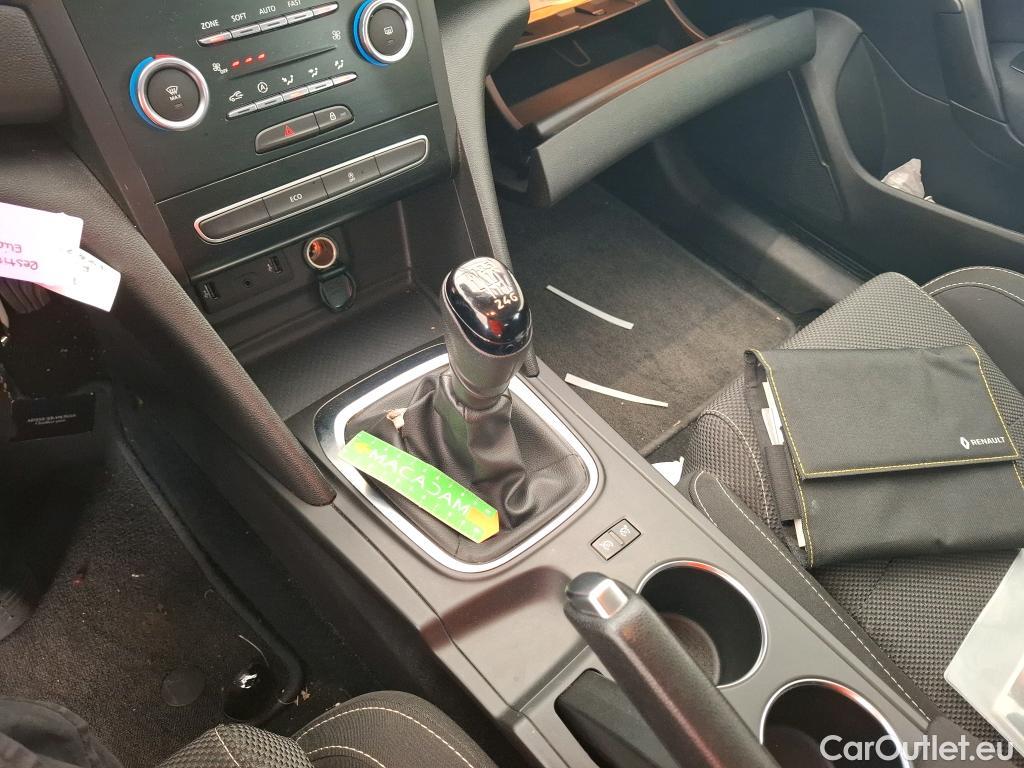  Renault  Megane  IV Berline 5pt. Société Air Nav 1.5 dCi 90CV BVM6 E6 #14