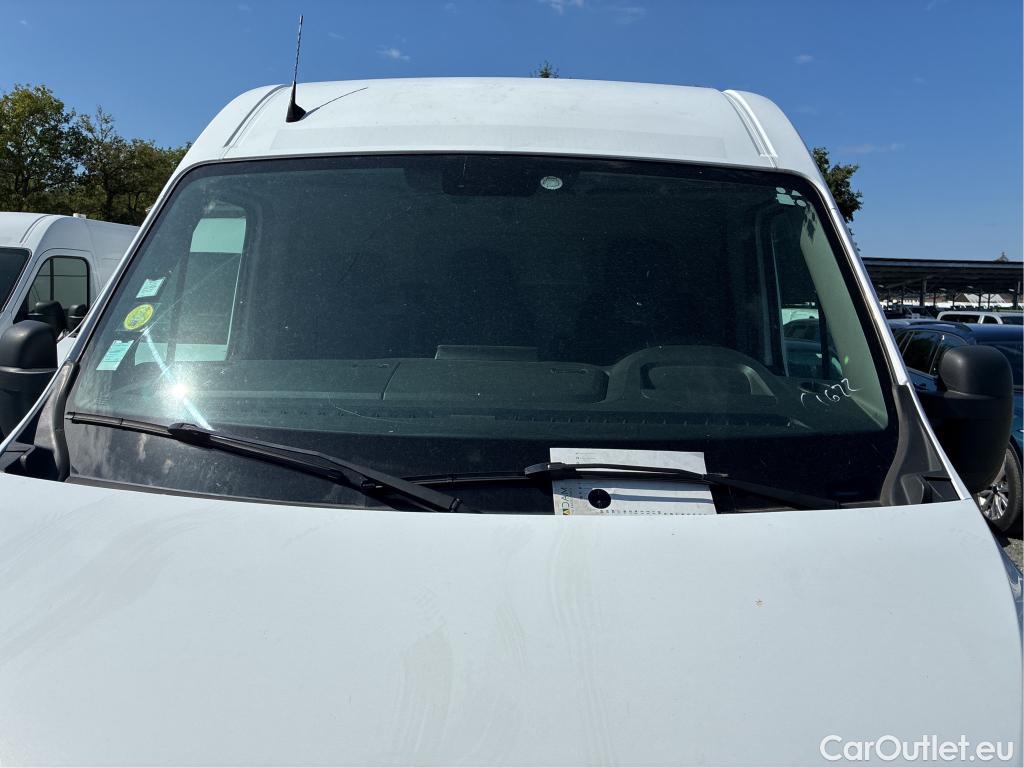  Renault  Master  III Fourgon L2H2 3 5 Grand Confort dCi 135CV BVM6 E6dT #9