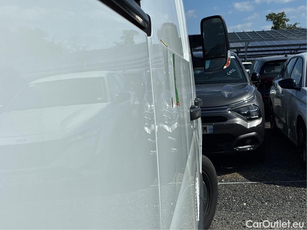  Renault  Master  III Fourgon L2H2 3 5 Grand Confort dCi 135CV BVM6 E6dT #23