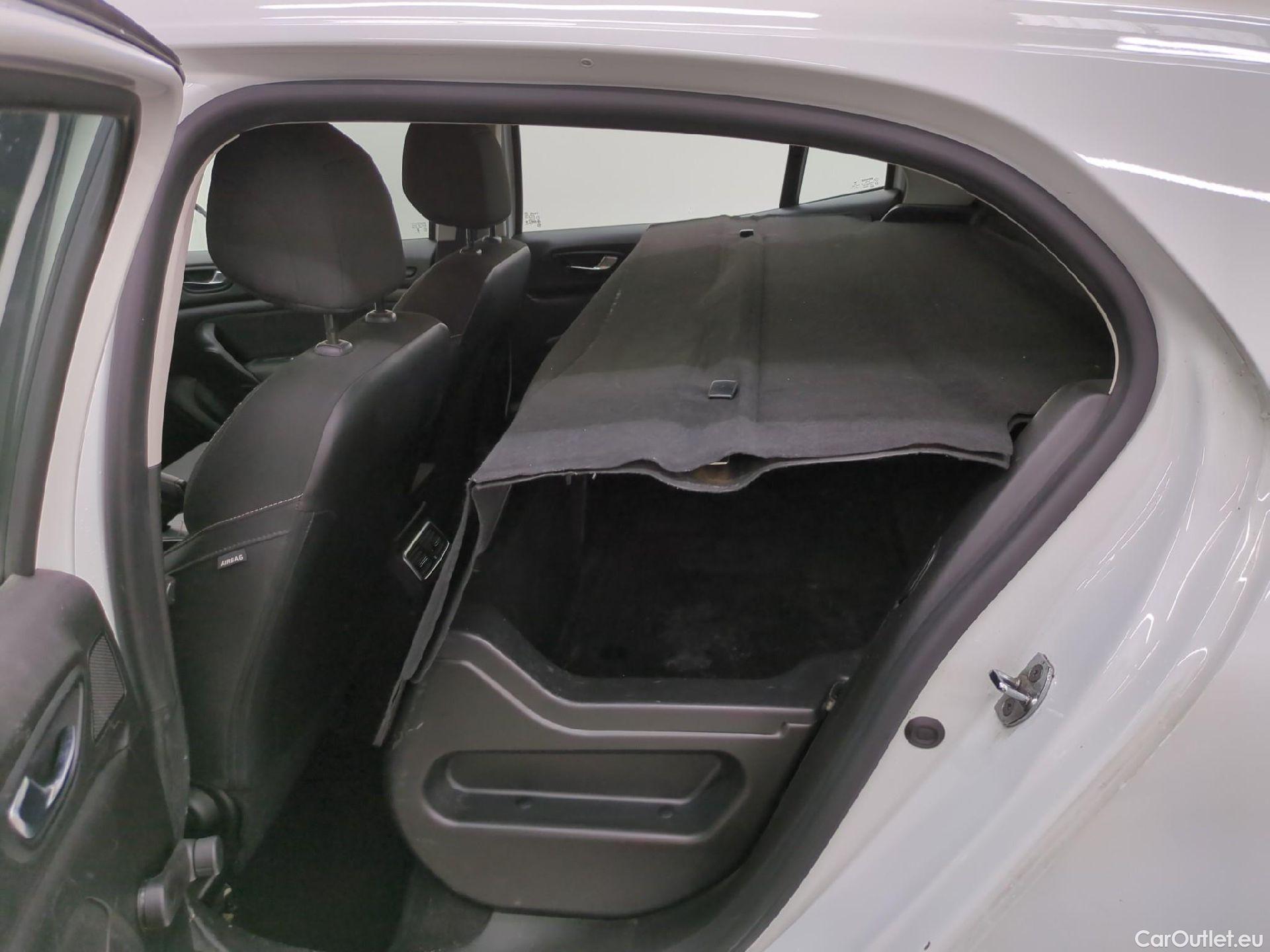  Renault  Megane  IV Berline 5pt. Société Air Nav 1.5 dCi 90CV BVM6 E6 #3