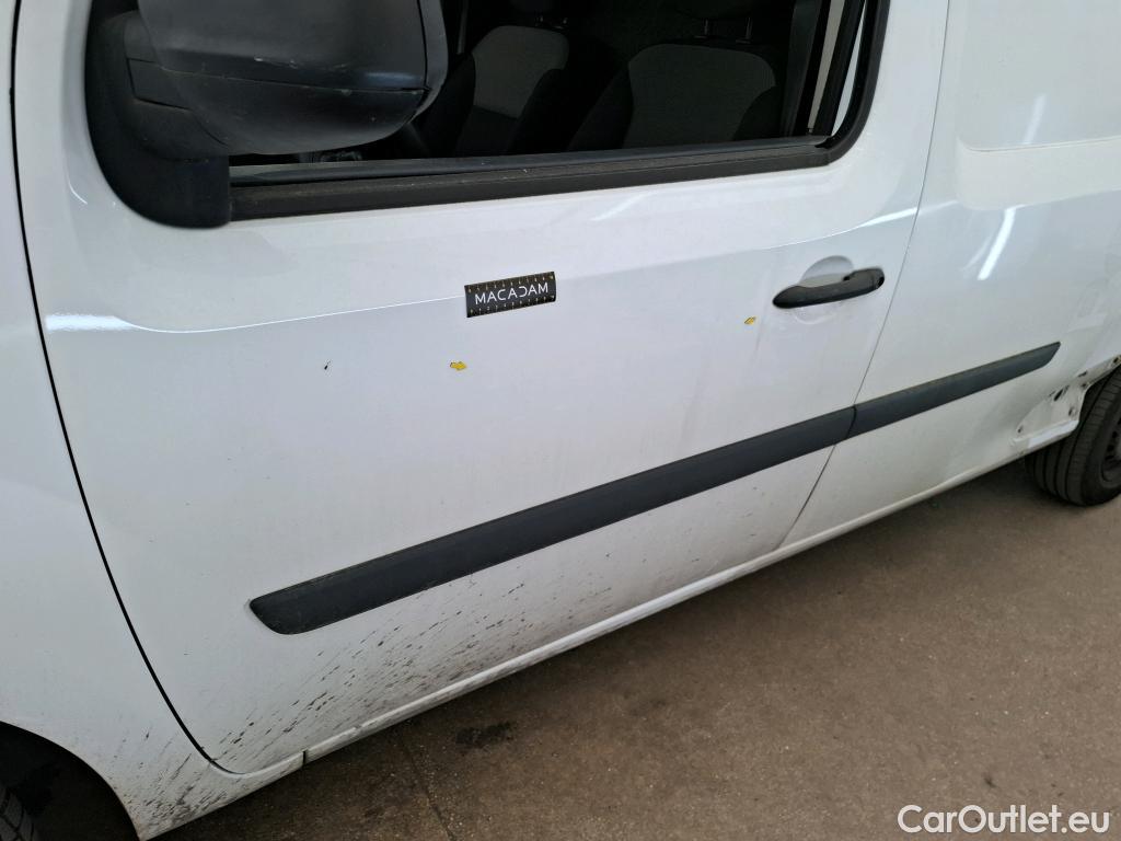  Renault  Kangoo  Express Maxi Extra (Série Spéciale) 1.5 dCi 90CV BVM5 E6 #31