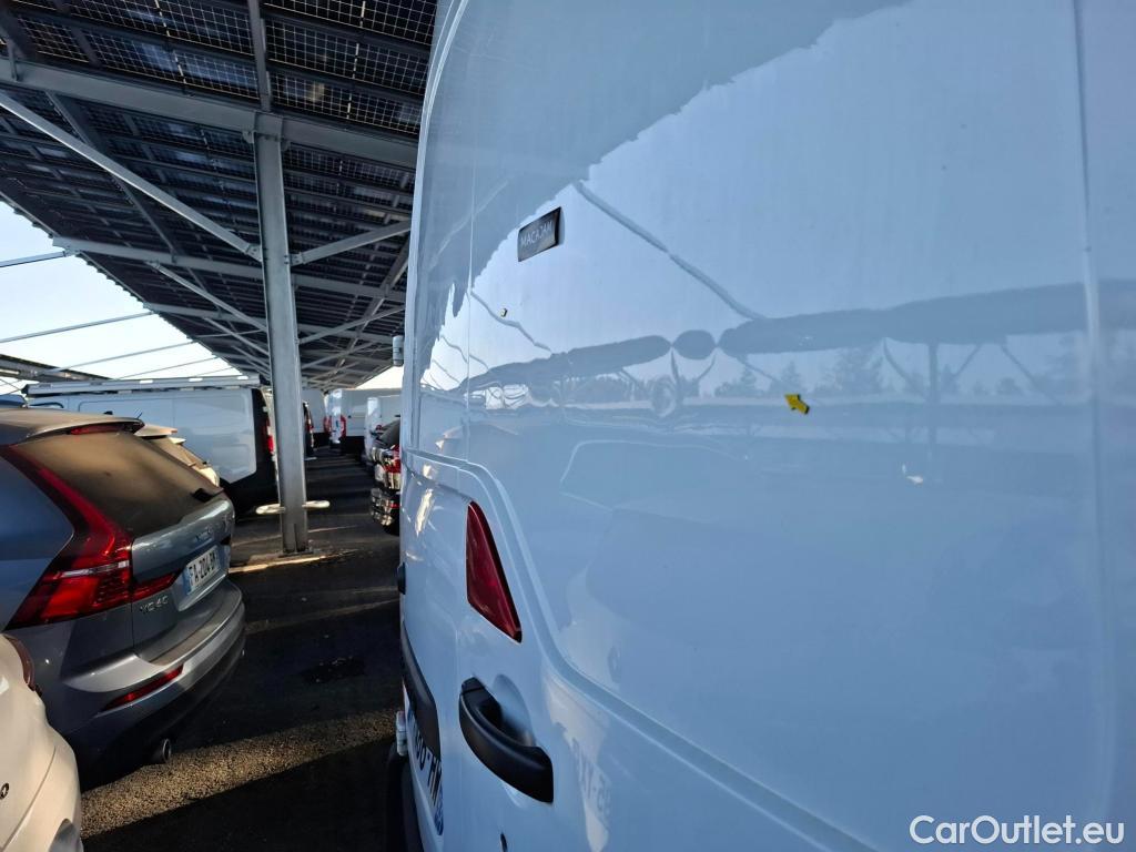  Renault  Master  Fourgon L2H2 3 5 Grand Confort dCi 135CV BVM6 E6dT #20