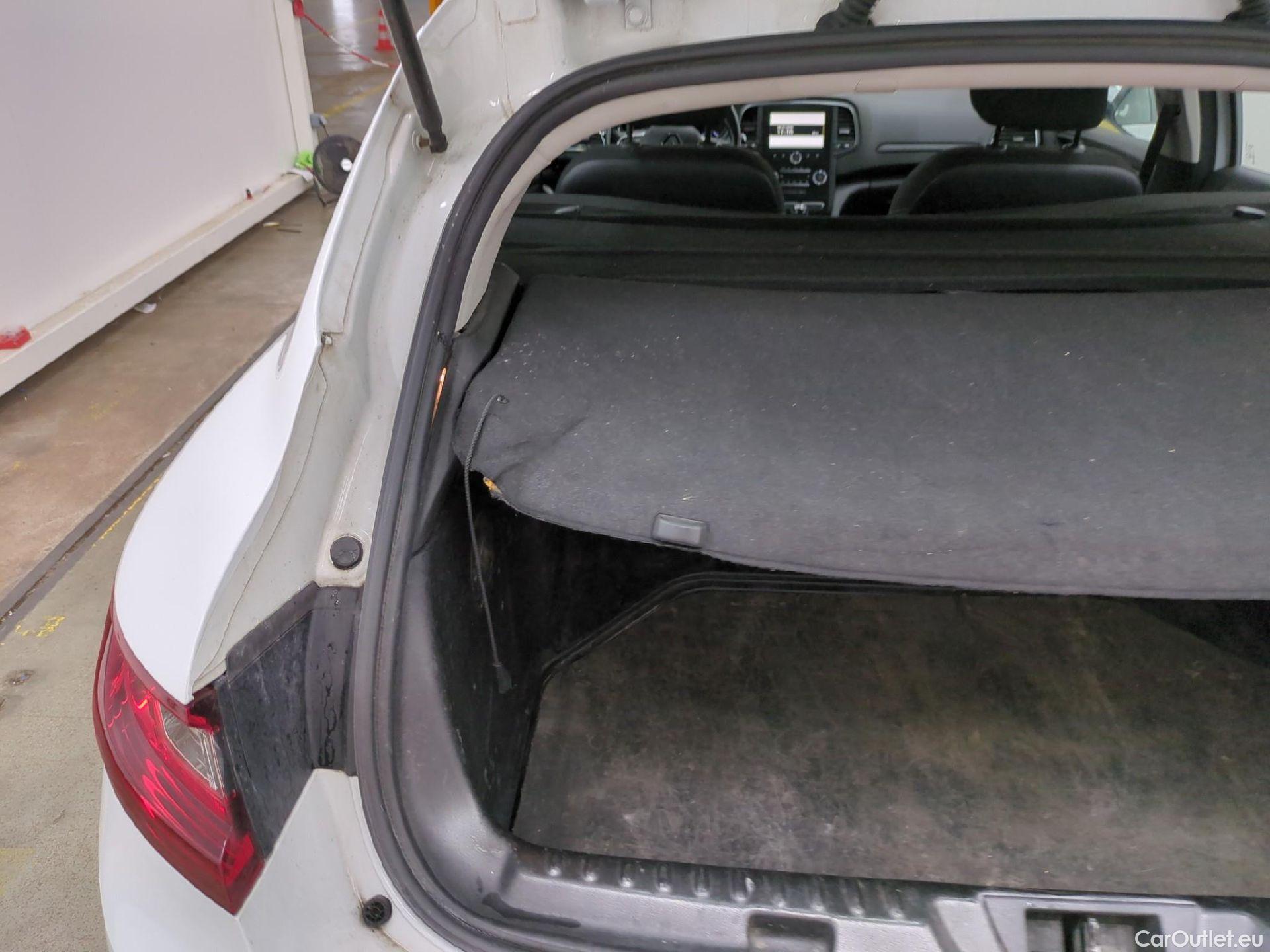  Renault  Megane  IV Berline 5pt. Société Air Nav 1.5 dCi 90CV BVM6 E6 #2