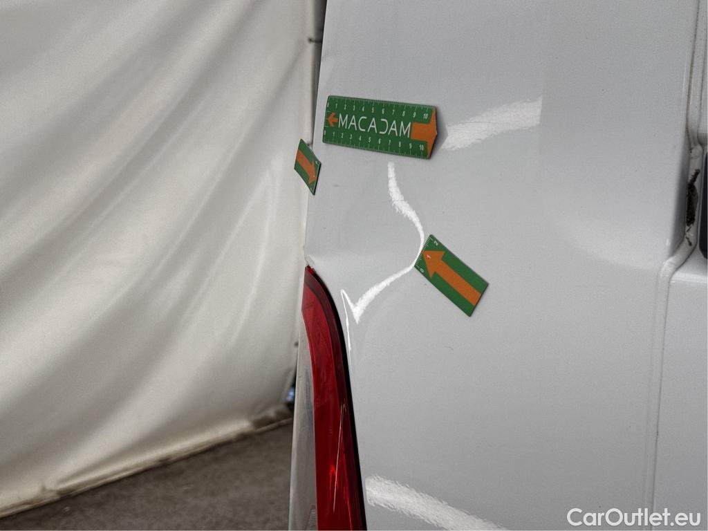  Renault  Master  Fourgon L2H2 3 5 Grand Confort dCi 135CV BVM6 E6dT #38