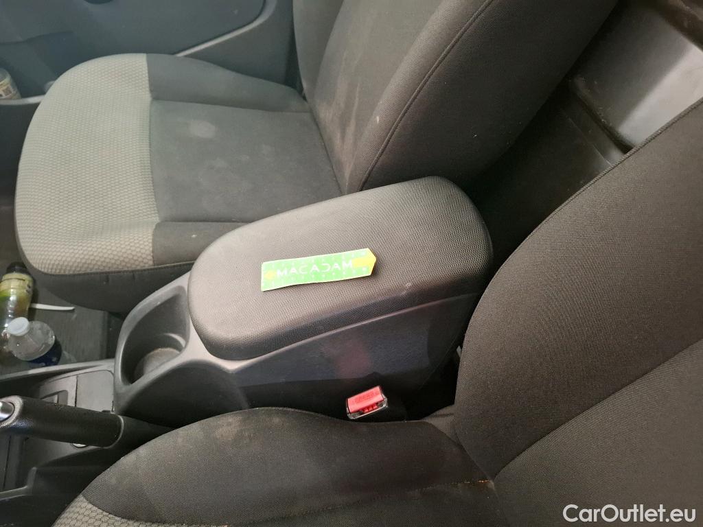  Renault  Kangoo  Express Extra (Série Spéciale) 1.5 dCi 90CV BVM5 E6 #24