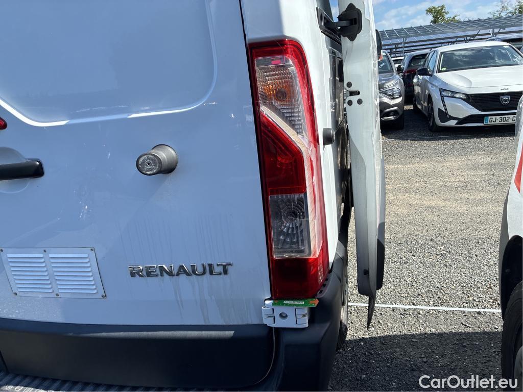  Renault  Master  III Fourgon L2H2 3 5 Grand Confort dCi 135CV BVM6 E6dT #28