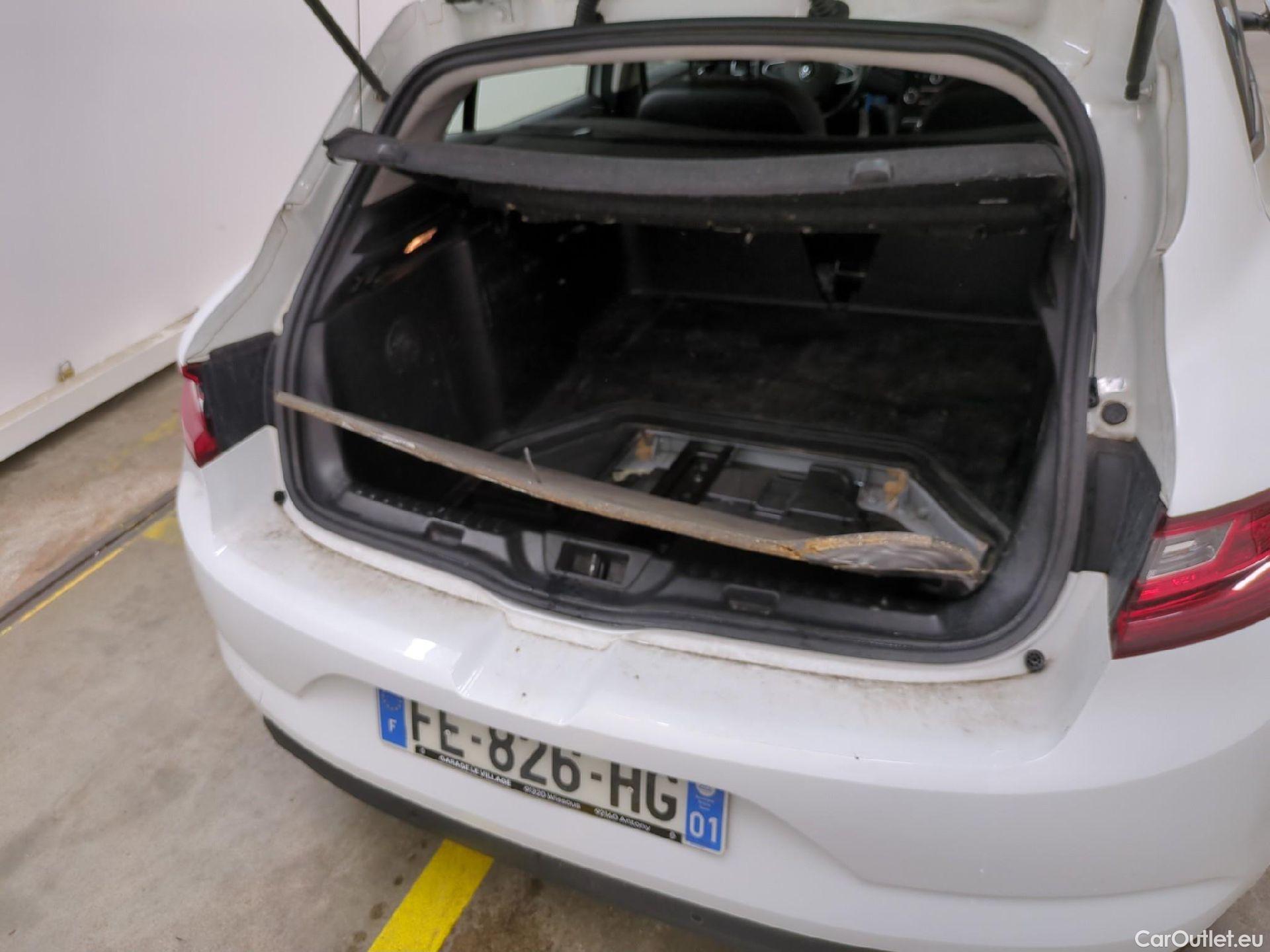  Renault  Megane  IV Berline 5pt. Société Air Nav 1.5 dCi 90CV BVM6 E6 #7