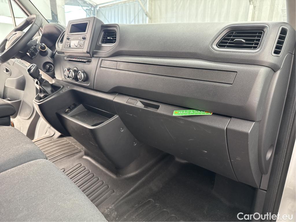  Renault  Master  Fourgon L2H2 3 5 Grand Confort dCi 135CV BVM6 E6dT #52