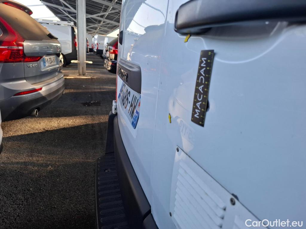  Renault  Master  Fourgon L2H2 3 5 Grand Confort dCi 135CV BVM6 E6dT #22