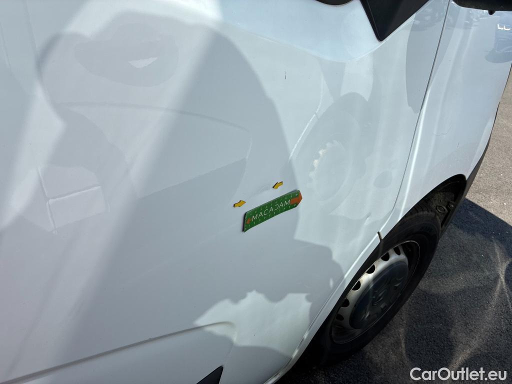  Renault  Master  III Fourgon L2H2 3 5 Grand Confort dCi 135CV BVM6 E6dT #42