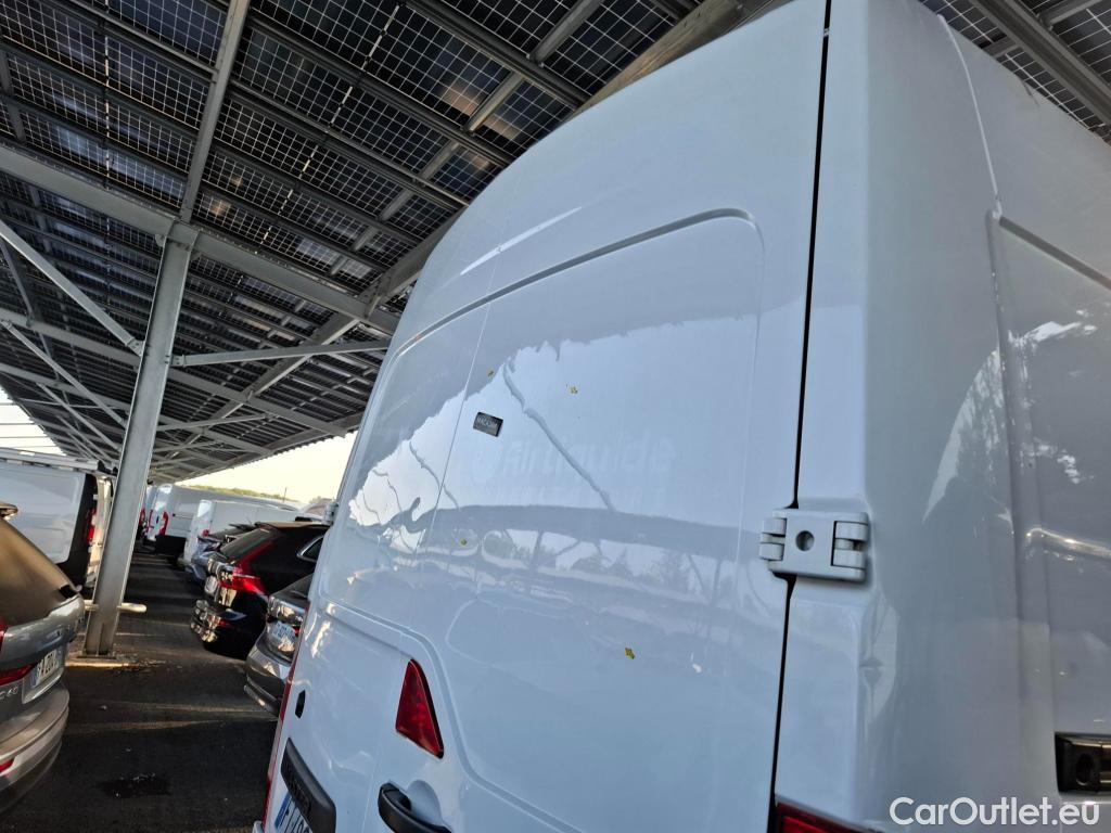  Renault  Master  Fourgon L2H2 3 5 Grand Confort dCi 135CV BVM6 E6dT #26