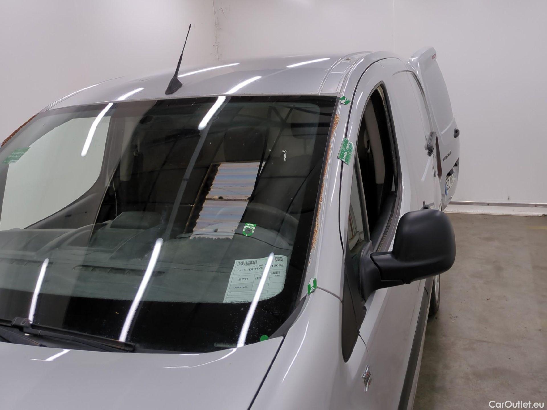  Peugeot  Partner  L1 Premium Pack 1.6 HDi 100CV BVM5 E6 #16