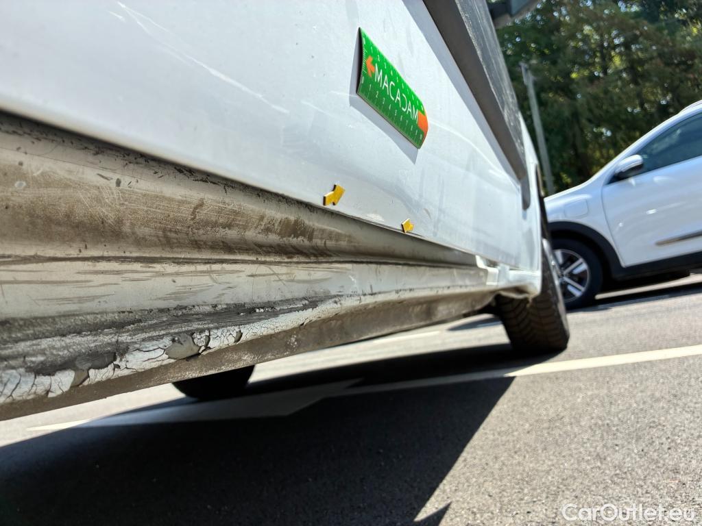  Renault  Master  Fourgon L2H2 3 5 Grand Confort dCi 135CV BVM6 E6dT #8
