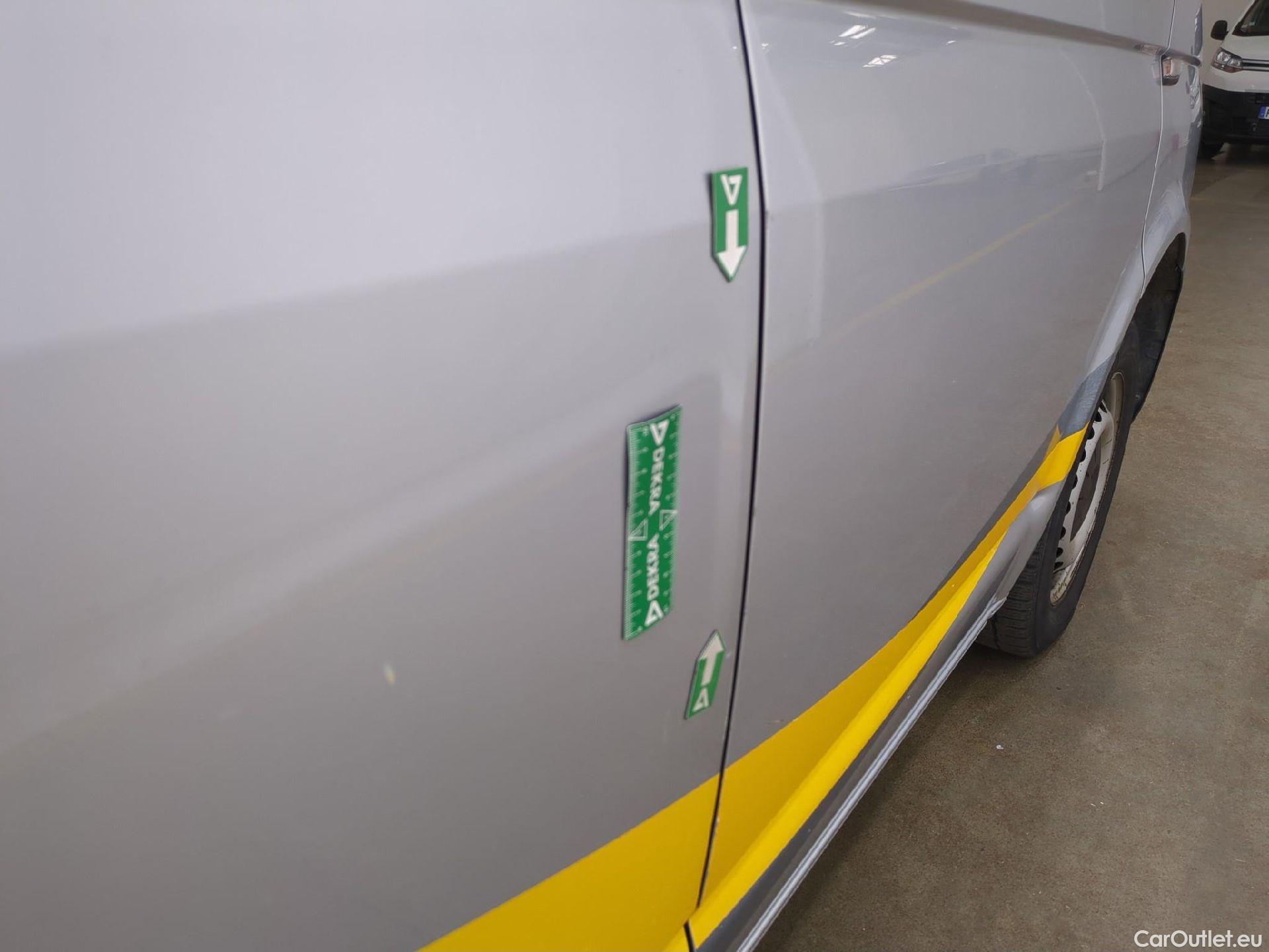  Volkswagen  Transporter T6  Fourgon 2.0 100CV BVM5 #30