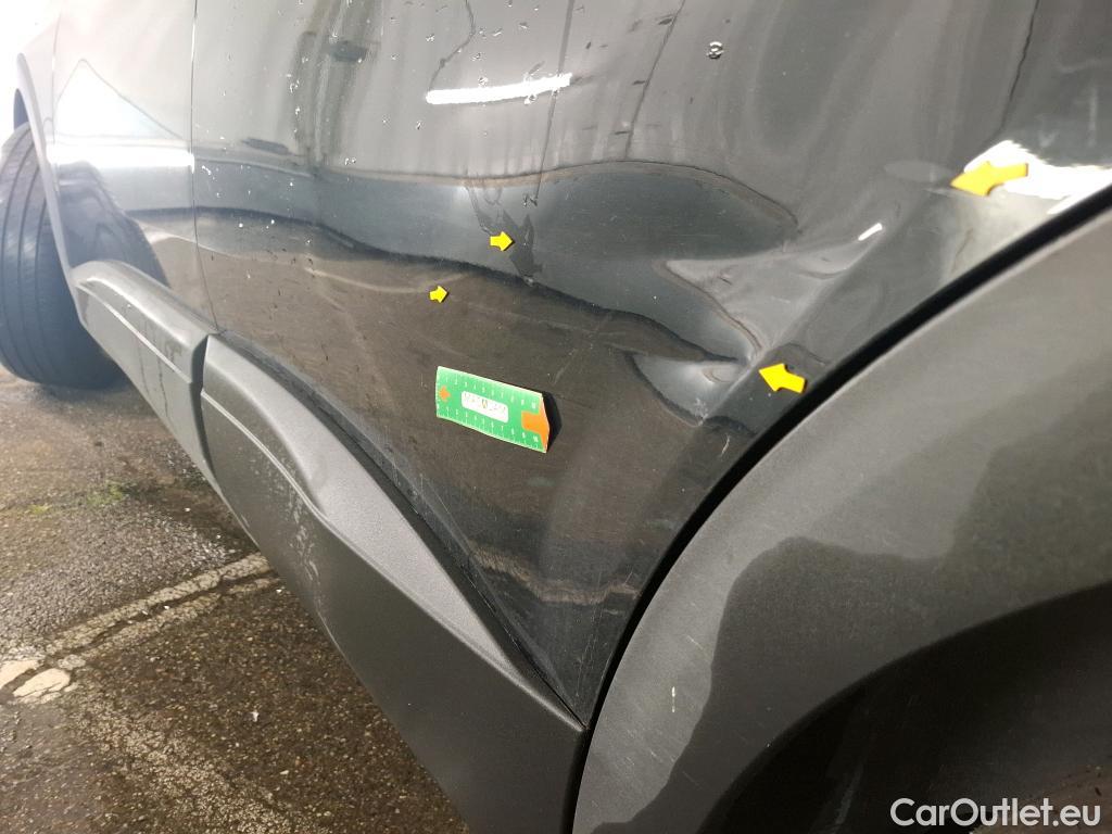  Peugeot  3008 PEUGEOT  / 2020 / 5P / SUV Hybrid 136 e-DCS6 Active Pack #8