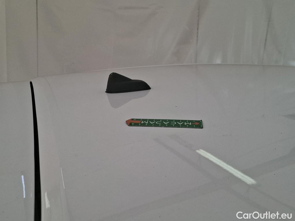  Peugeot  208  Allure Business 1.2 PureTech 100CV BVM6 E6d #33
