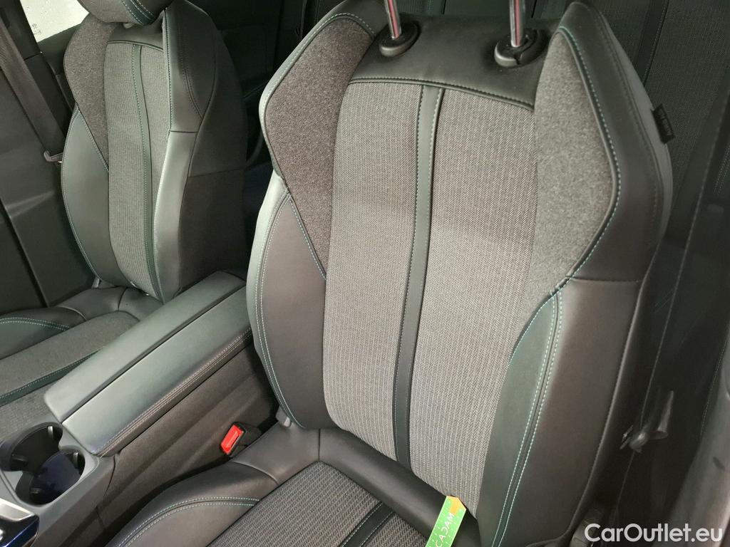  Peugeot  3008 PEUGEOT  / 2020 5P SUV 1 6 HYBRID4 300 E EAT8 Allure Pack #11