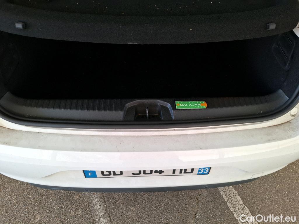  Renault  Clio RENAULT  / 2019 / 5P / Berline Business TCe 90 -21N #31