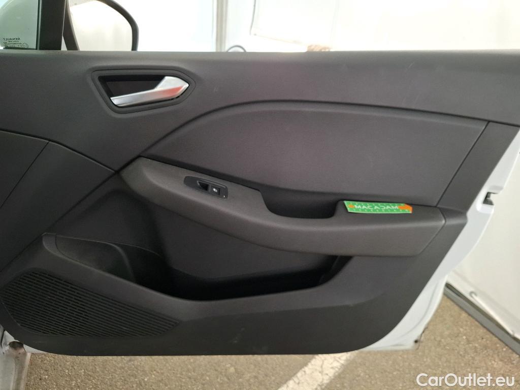  Renault  Clio RENAULT  / 2019 / 5P / Berline Business TCe 90 -21N #37