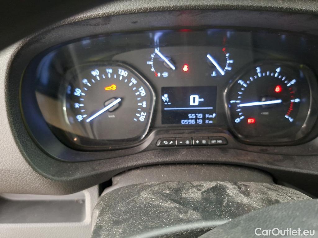  Peugeot  Expert  Kombi L2 1.5 HDi 120CV BVM6 E6d #15