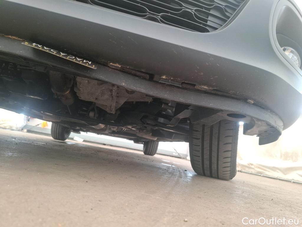  Citroen  C3  Société Feel 1.2 PureTech 80CV BVM5 E6dT #8