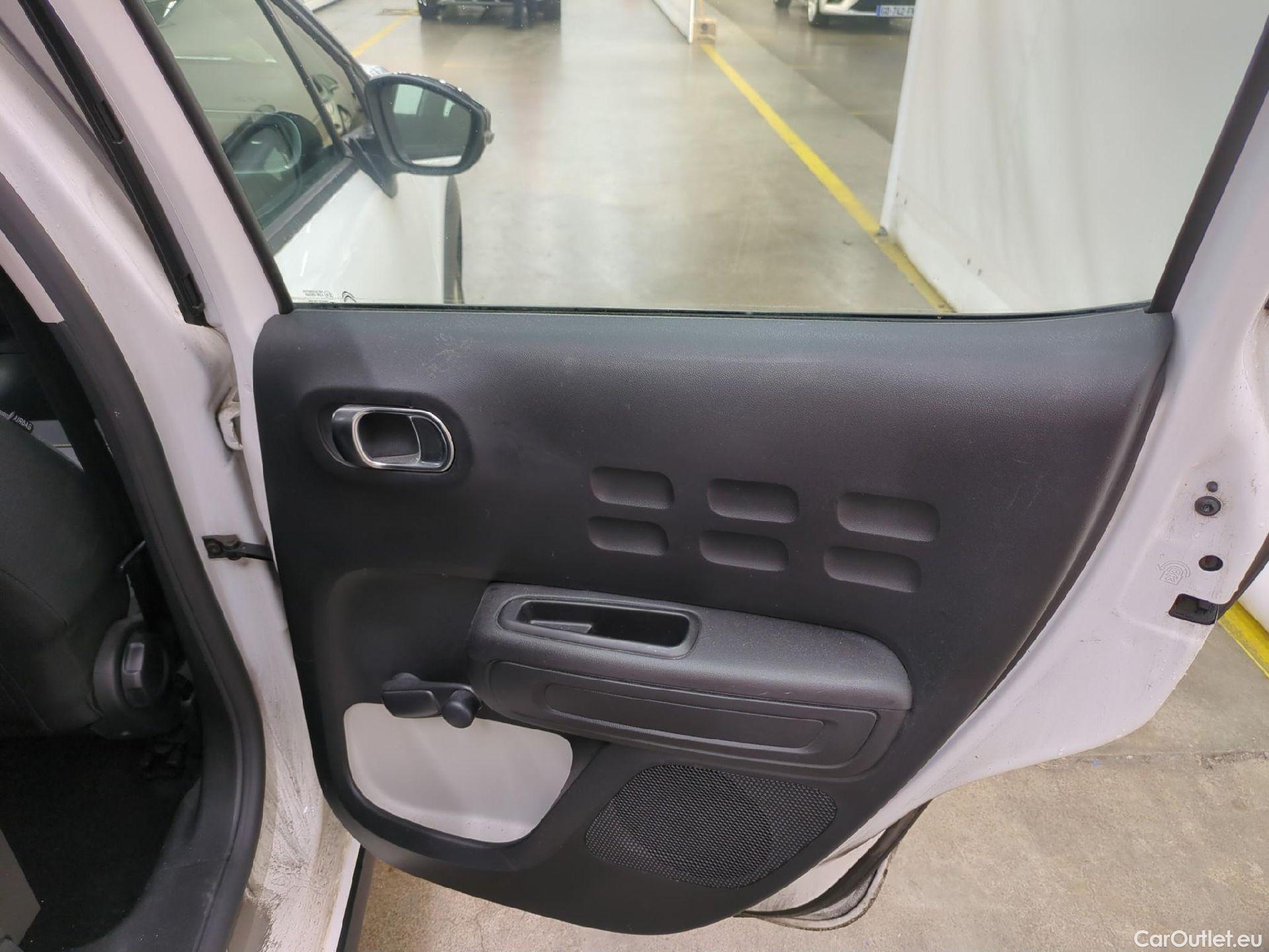  Citroen  C3  Société Feel 1.5 BlueHDI 100CV BVM5 E6dT #20