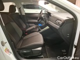  Volkswagen  Polo 1.0 TSI 95 LIFE #9