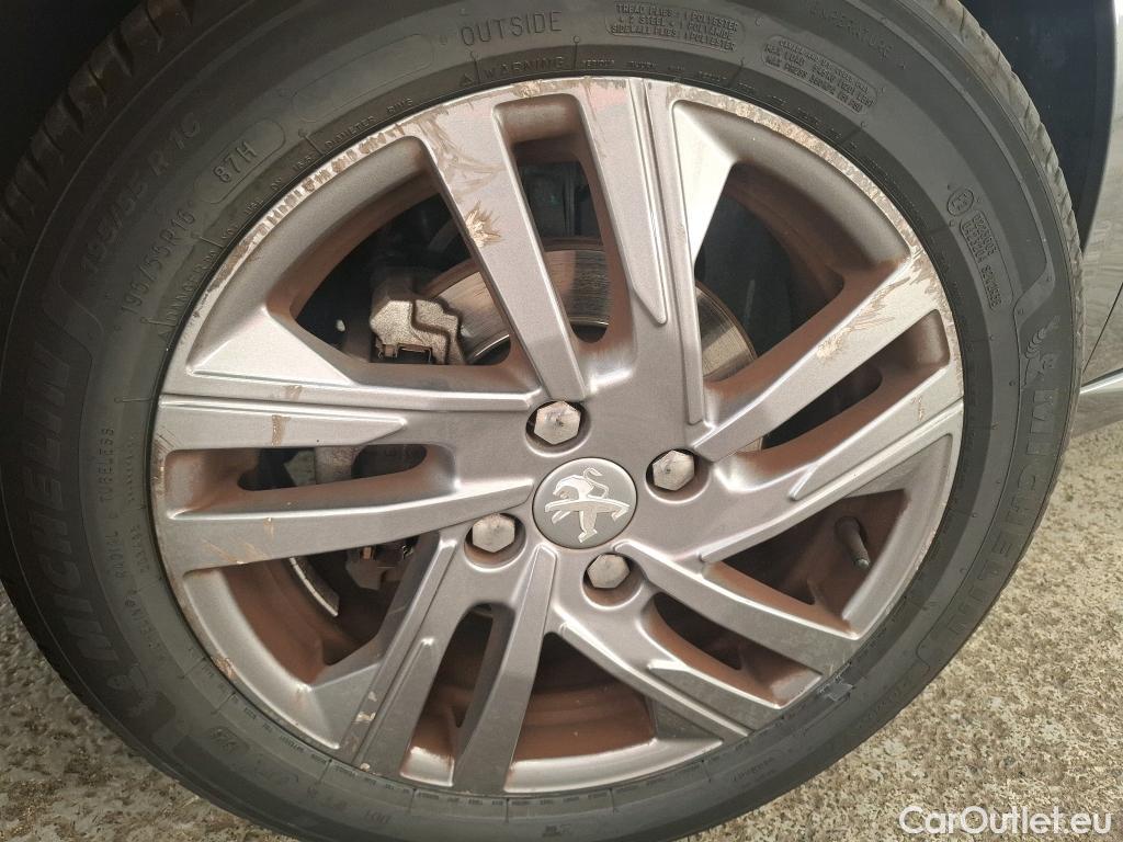  Peugeot  208 PEUGEOT  / 2019 / 5P / Berline Puretech 75 S&S Active Business #12